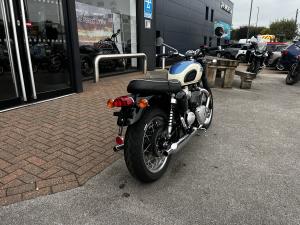 New Triumph BONNEVILLE BONNEVILLE T120 | Image 3