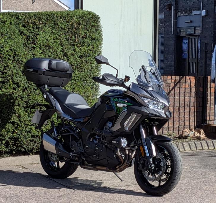 Here's a photo of the KAWASAKI VERSYS 1000 SE GRAND TOURER, currently available for sale
