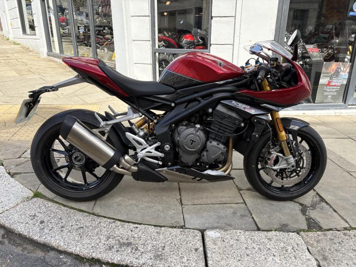 Here's a photo of the TRIUMPH SPEED TRIPLE 1200 RR, currently available for sale