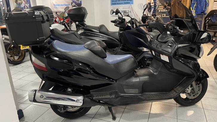 Here's a photo of the SUZUKI BURGMAN 650, currently available for sale