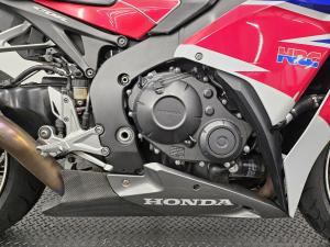 Used Honda CBR CBR1000RR FIREBLADE | Image 2
