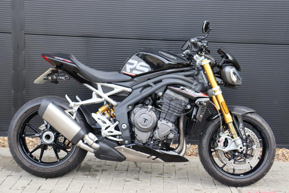 Main photo of this Used Triumph SPEED TRIPLE 1200 RS that's available to buy at Triumph North London, located in Watford
