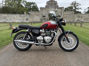 Ex Demo Triumph BONNEVILLE BONNEVILLE T120 | Image 3