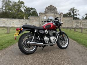 Ex Demo Triumph BONNEVILLE BONNEVILLE T120 | Image 4