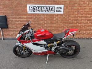 Used Ducati 1199 PANIGALE 1199 PANIGALE TRICOLORE | Image 2