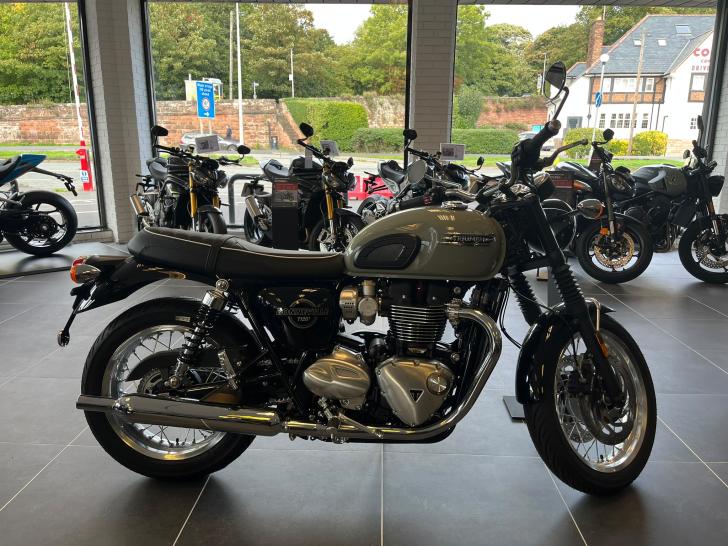 Here's a photo of the TRIUMPH BONNEVILLE T120, currently available for sale