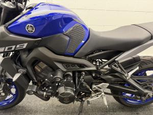Used Yamaha MT MT-09 | Image 2