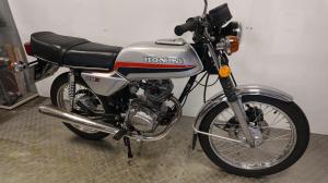 Watch video of Honda CB CB100N in Doncaster