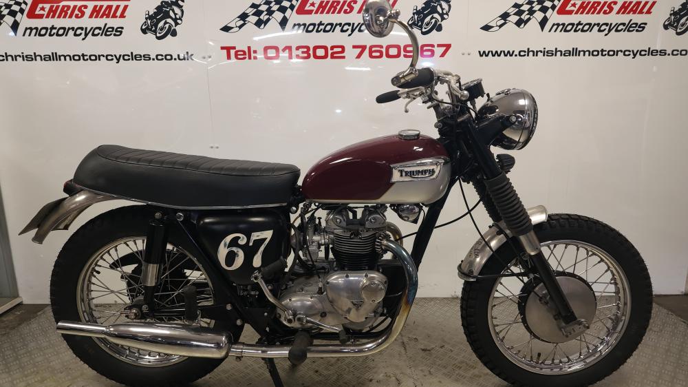 Main photo of this Classic Triumph TIGER that's available to buy at Chris Hall Motorcycles, located in Doncaster