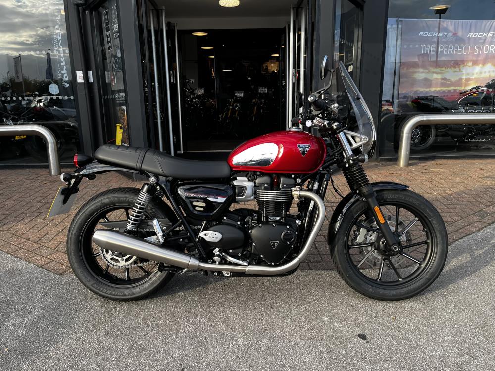 Main photo of this Used Triumph SPEED TWIN 900 that's available to buy at TriumphWorld Chesterfield, located in Chesterfield