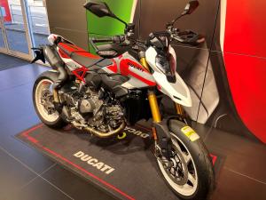 New Ducati HYPERMOTARD V2 SP HYPERMOTARD V2 SP | Image 4