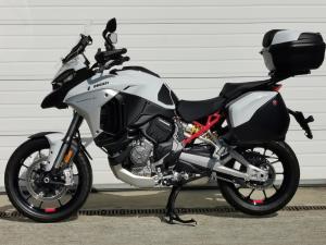 Used Ducati MULTISTRADA V4 S MULTISTRADA V4 S TRAVEL & RADAR | Image 3
