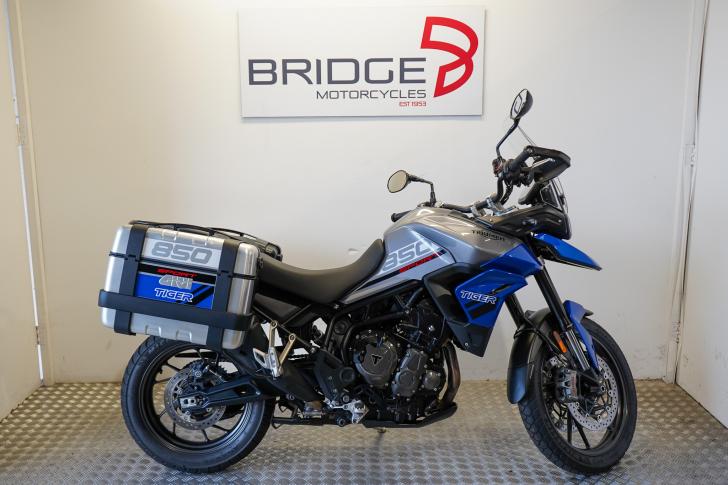 Here's a photo of the TRIUMPH TIGER 850 SPORT, currently available for sale