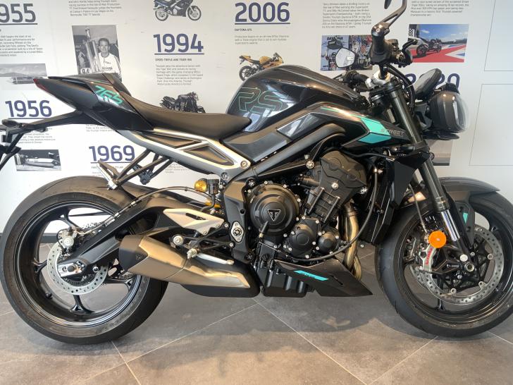 Here's a photo of the TRIUMPH STREET TRIPLE 765 RS, currently available for sale