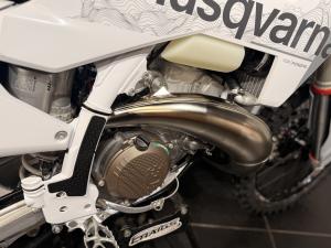 New Husqvarna TE 300 PRO TE 300 PRO | Image 3