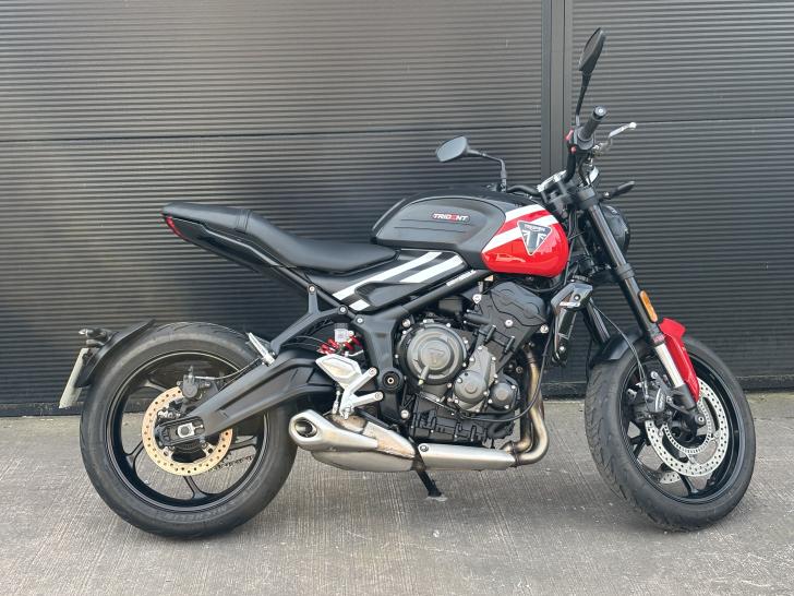 Here's a photo of the TRIUMPH TRIDENT 660, currently available for sale