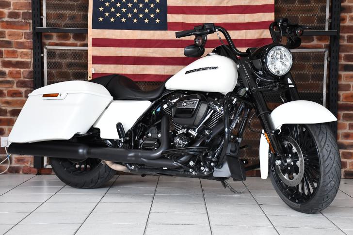 Used Harley-Davidson TOURING FLHRXS ROAD KING SPECIAL