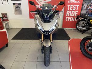 Used Honda NT1100 DCT ELECTRONIC SUSPENSION NT1100 DCT ELECTRONIC SUSPENSION | Image 3