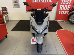 Watch video of Honda PCX 125 PCX 125 in Swanley