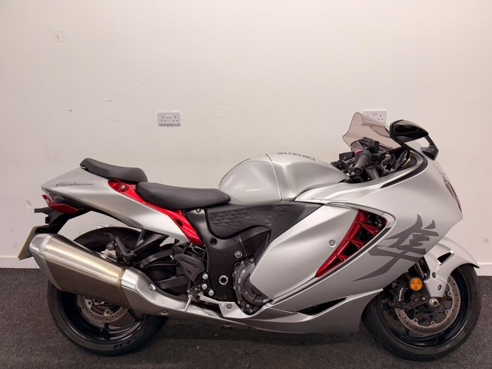 Main photo of this Used Suzuki GSX that's available to buy at KH Motorcycles Milton Keynes, located in Milton Keynes