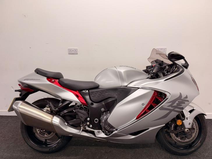 Here's a photo of the SUZUKI GSX1300R HAYABUSA, currently available for sale
