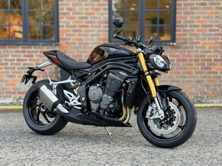 Here's a photo of the TRIUMPH SPEED TRIPLE 1200 RS, currently available for sale