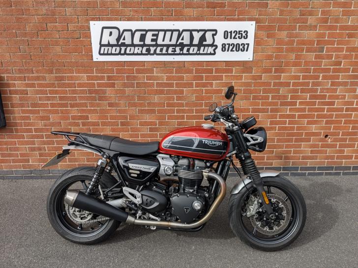Used Triumph SPEED TWIN 1200