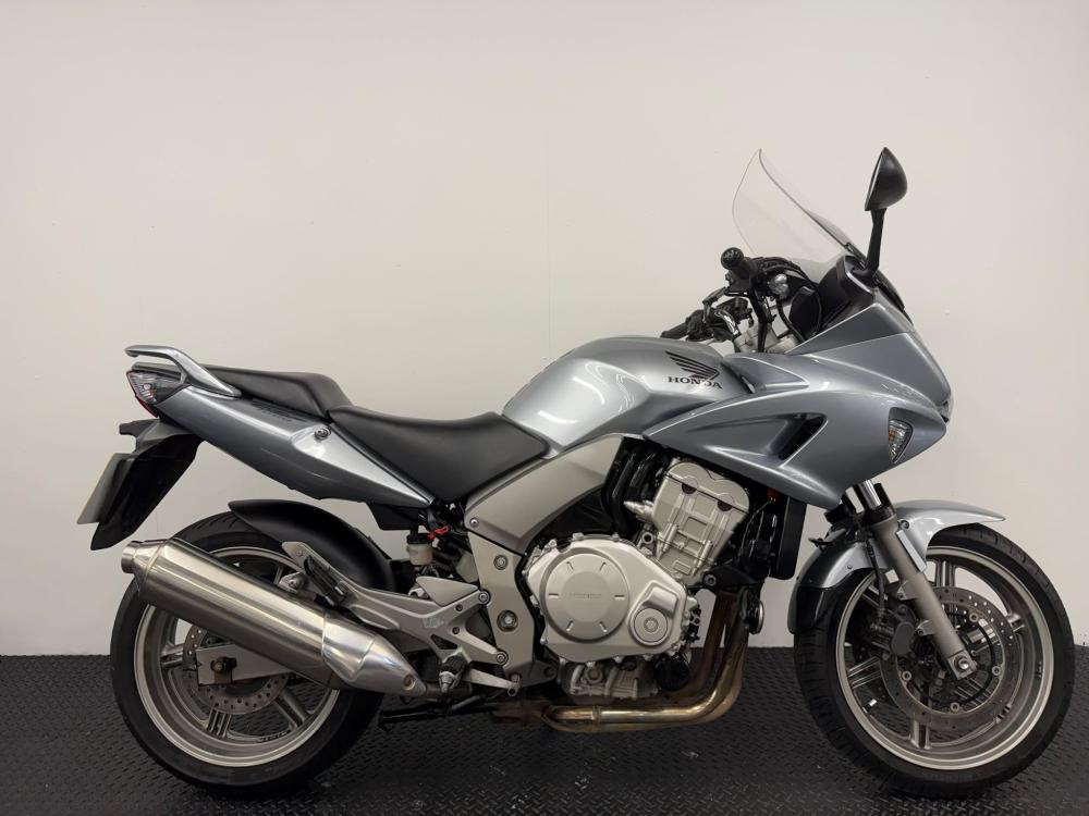 Main photo of this Used Honda CBF that's available to buy at KH Motorcycles - Sandiacre, located in Nottingham