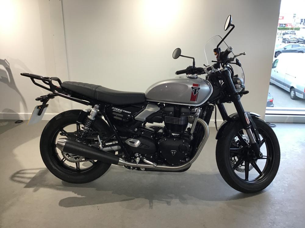 Main photo of this Used Triumph SPEED TWIN 900 that's available to buy at Sutton Honda Tamworth, located in Tamworth