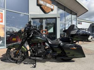 Used Harley-Davidson CVO CVO FLHXSE STREET GLIDE | Image 3