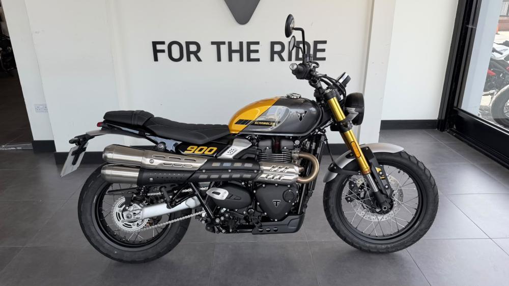 Main photo of this Used Triumph SCRAMBLER 900 that's available to buy at Triumph East London, located in Romford