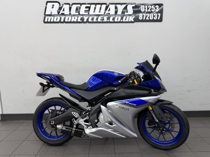 Here's a photo of the YAMAHA YZF R125, currently available for sale