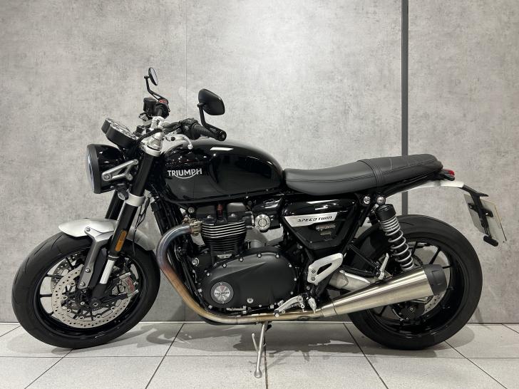Here's a photo of the TRIUMPH SPEED TWIN 1200, currently available for sale