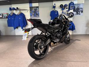 Ex Demo Yamaha YZF YZF R9 | Image 4