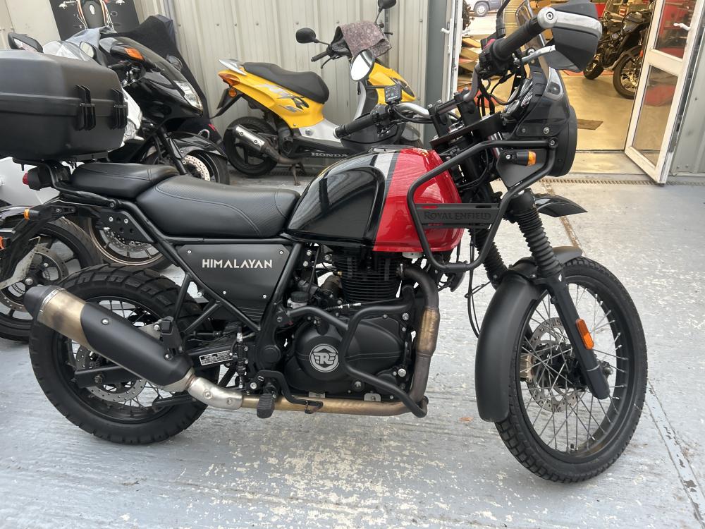 Main photo of this Used Royal Enfield HIMALAYAN 410 that's available to buy at Hatfields of Crowthorne, located in Crowthorne