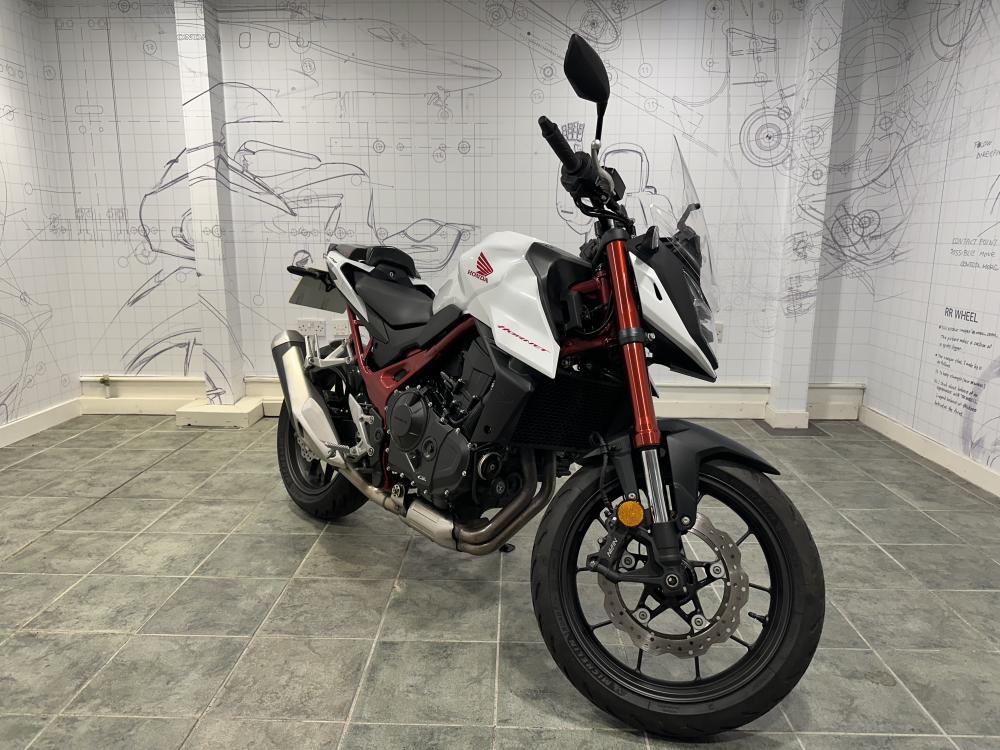 Main photo of this Used Honda CB750 HORNET that's available to buy at Victor Devine, located in Glasgow