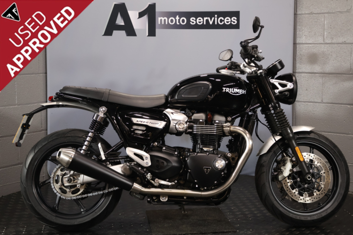 TRIUMPH SPEED TWIN 1200