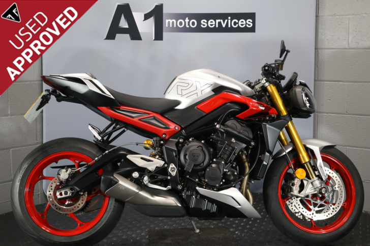 Triumph STREET TRIPLE RX