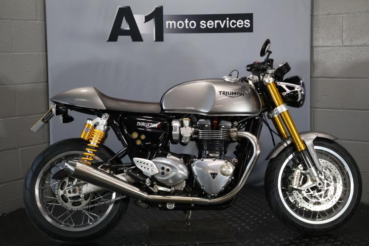 TRIUMPH THRUXTON 1200 R
