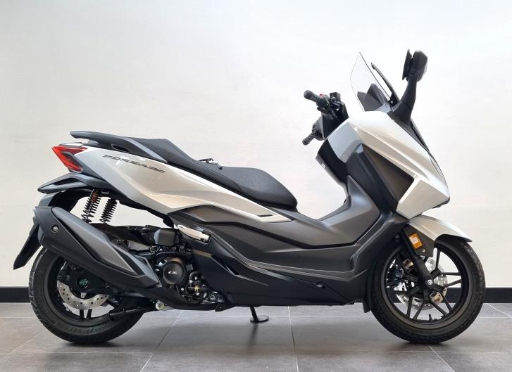 Honda FORZA 350