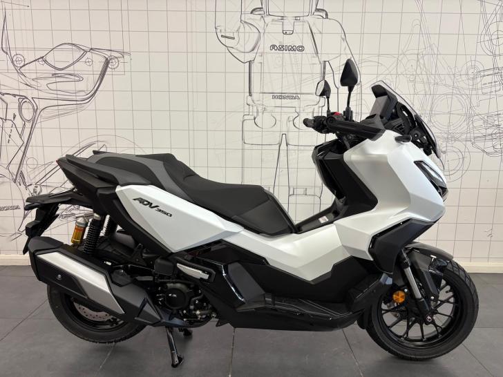 Honda ADV 350
