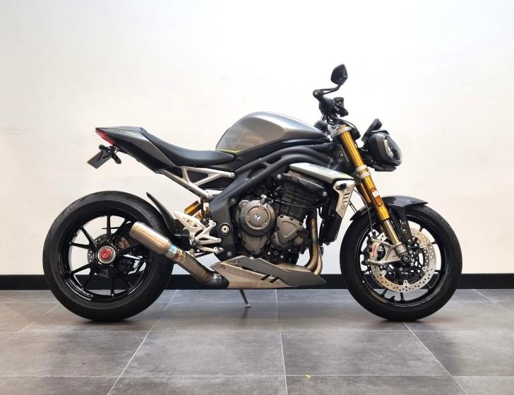 Triumph SPEED TRIPLE 1200 RS