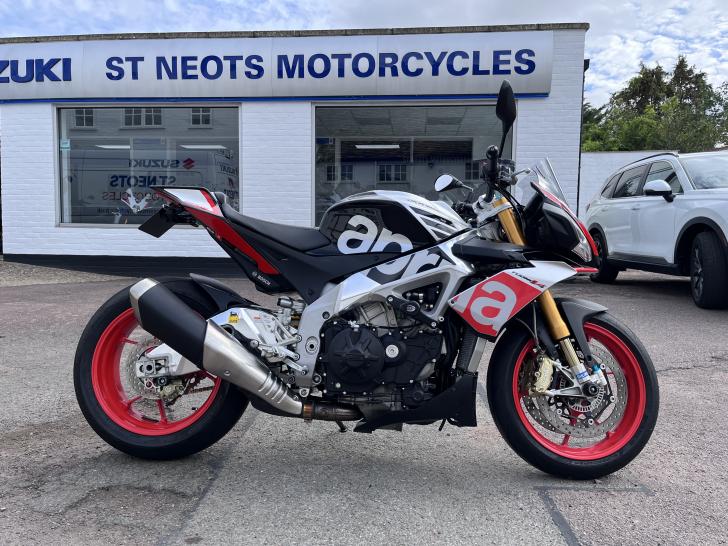 Aprilia TUONO V4 1100 FACTORY
