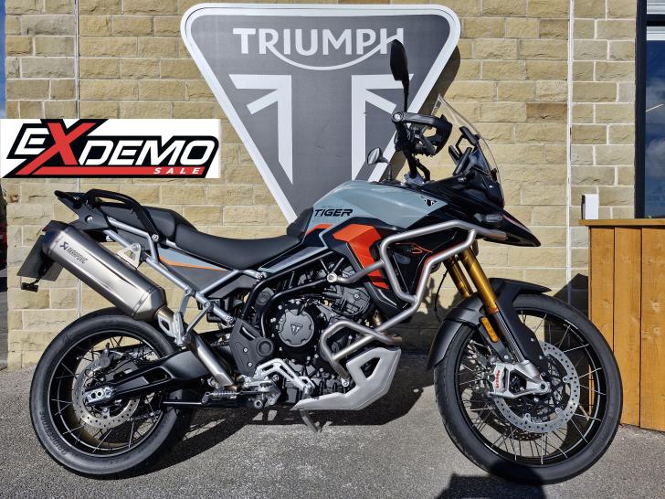 Triumph TIGER 900 DESERT EDITION