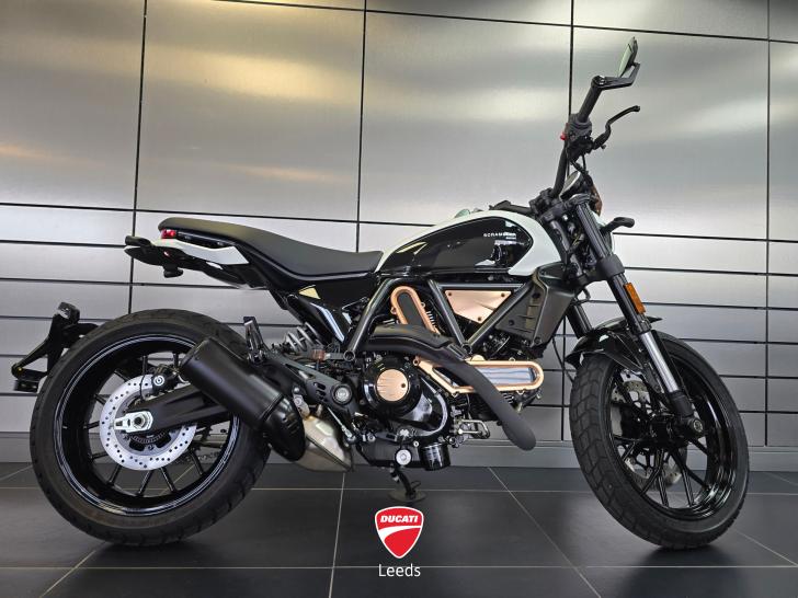 SCRAMBLER 10&deg; ANNIVERSARIO RIZOMA EDITION