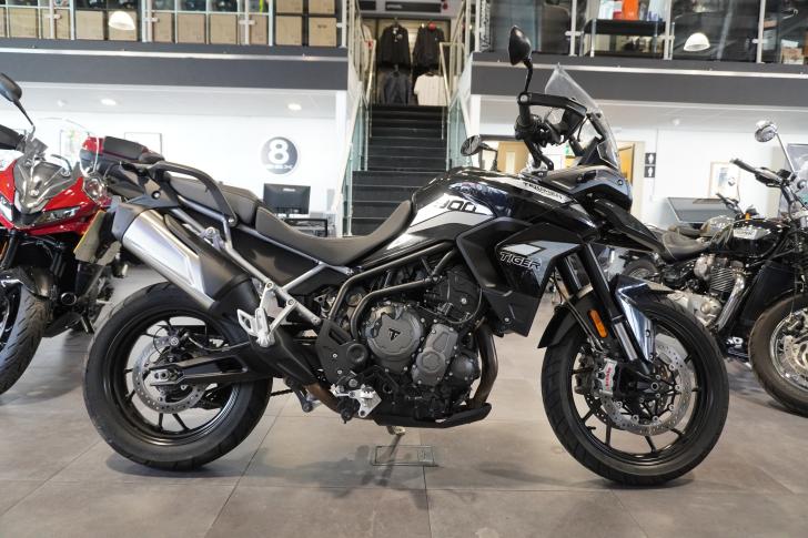 TRIUMPH TIGER 900 GT LOW