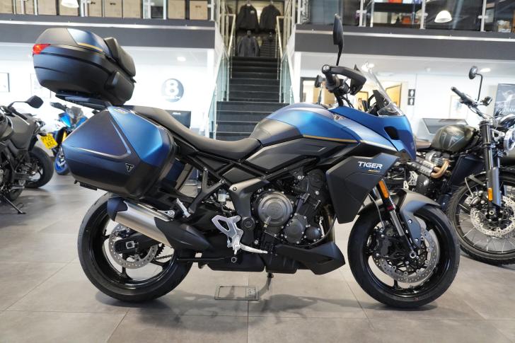 TRIUMPH TIGER SPORT 800 TOUR
