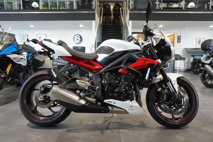 Triumph STREET TRIPLE 675 R ABS