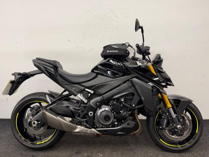 SUZUKI GSX-S1000