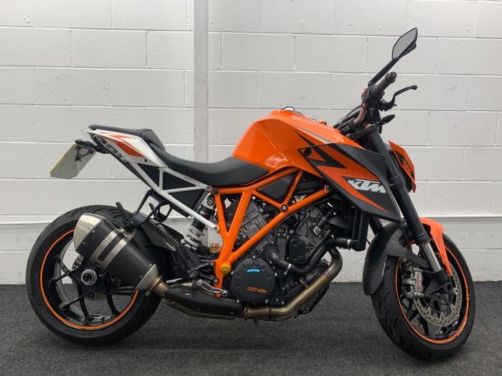 KTM 1290 SUPER DUKE R ABS